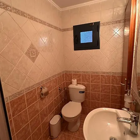 Naos Family House , Paralia Ofriniou