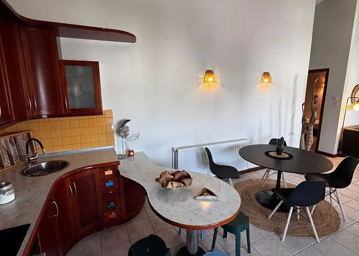 Naos Family House , Paralia Ofriniou